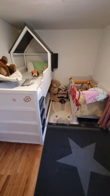 Omi'S Nest, Fuer Klein Und Gross Lägenhet Oberburen Exteriör bild