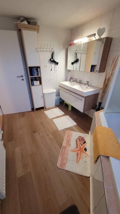 Omi'S Nest, Fuer Klein Und Gross Lägenhet Oberburen Exteriör bild